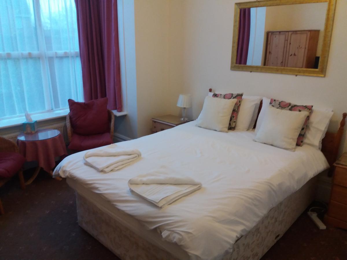 Bed and Breakfast Ashbourne House Burnham-on-Sea Экстерьер фото